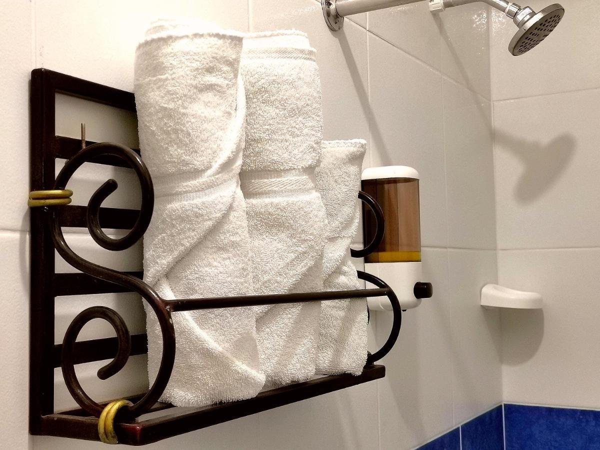Hotel Armonia Hostal San Salvador Extérieur photo
