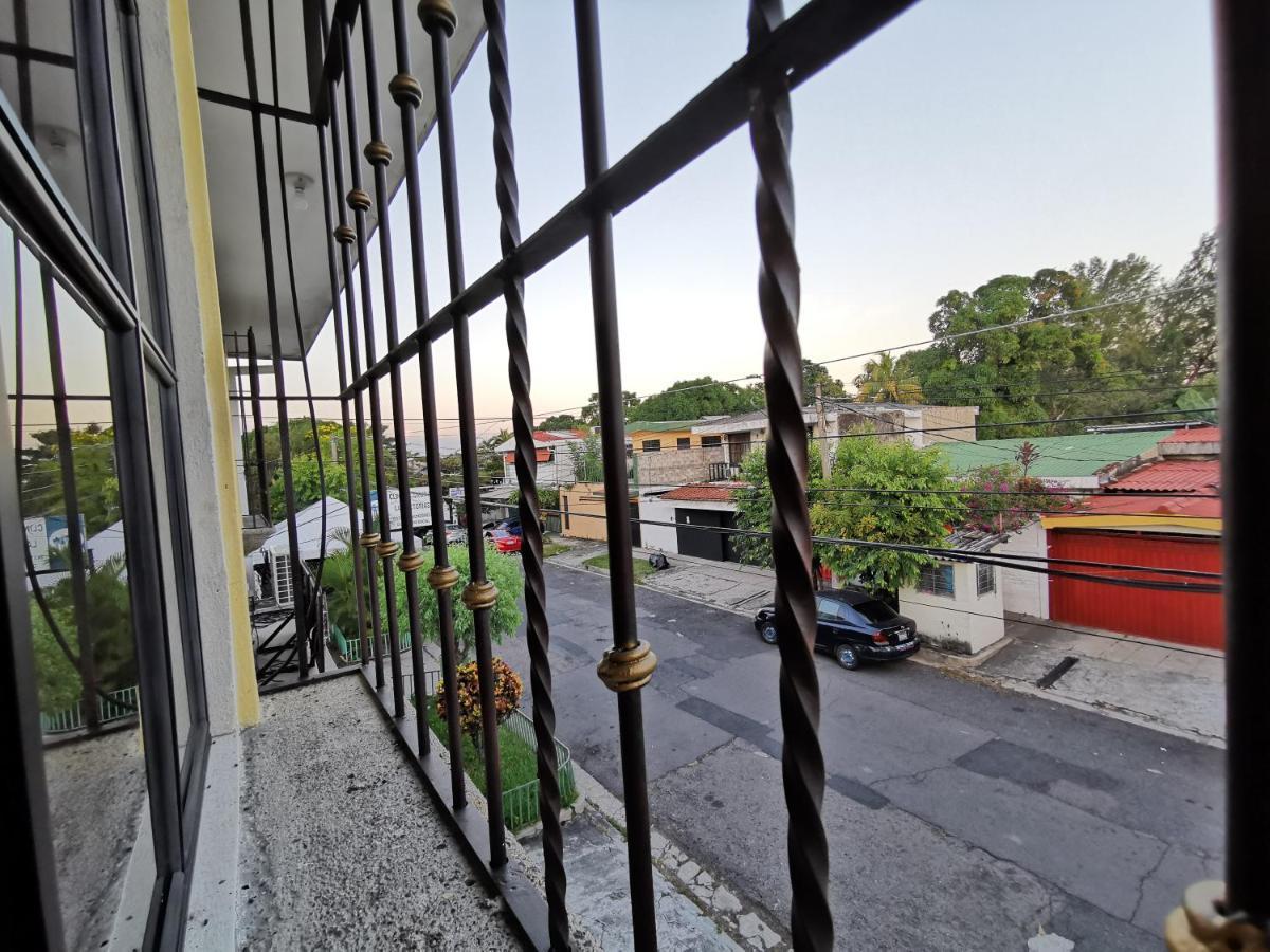 Hotel Armonia Hostal San Salvador Extérieur photo