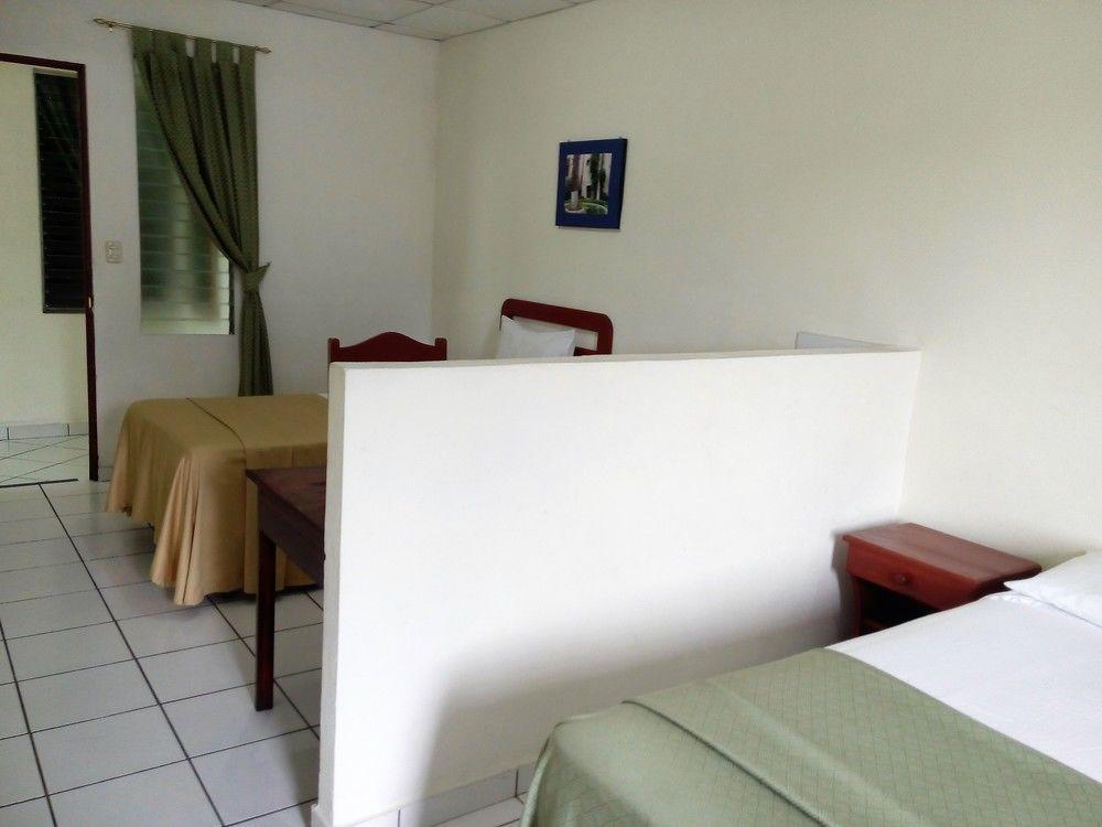 Hotel Armonia Hostal San Salvador Extérieur photo